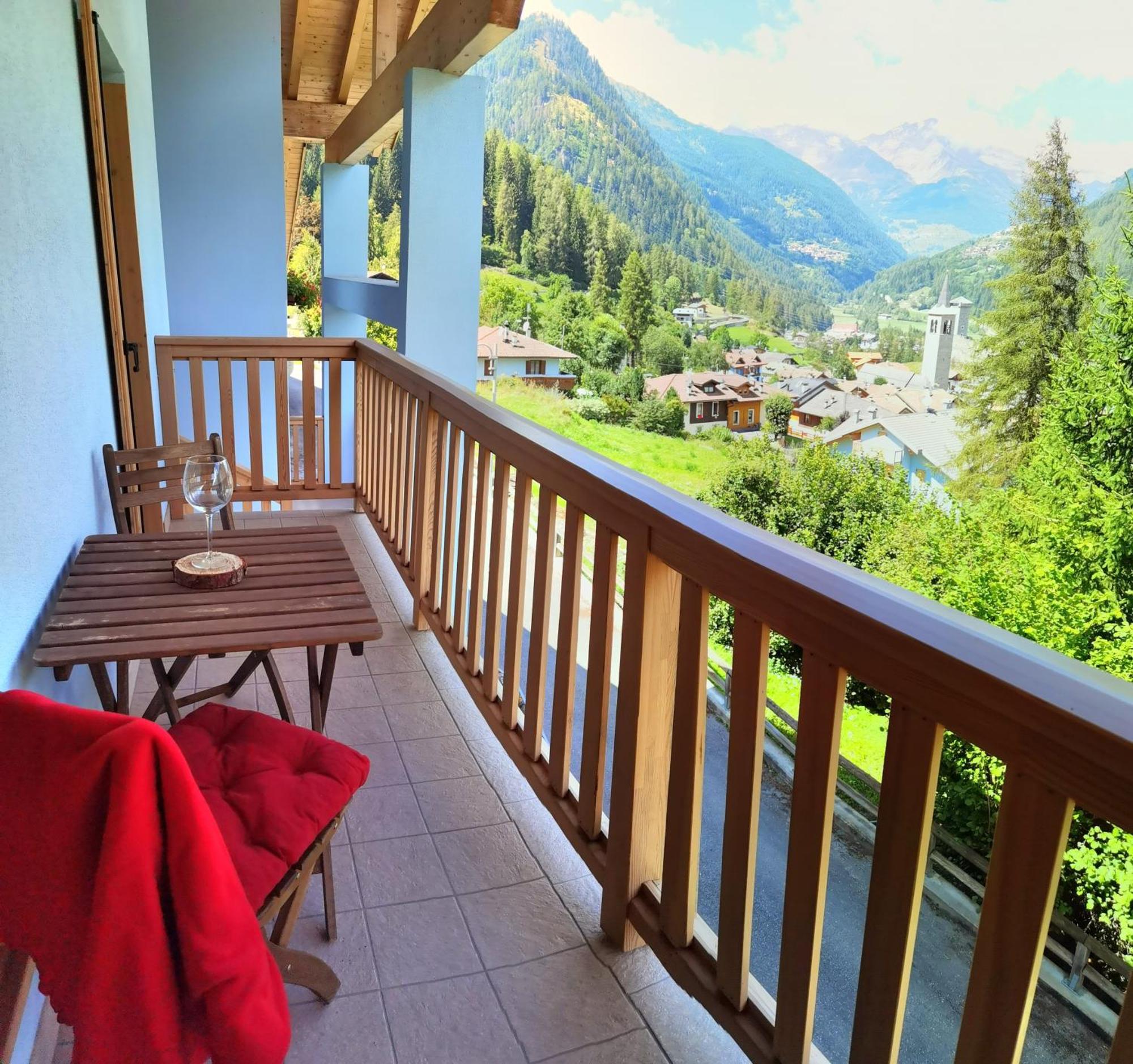 Mansarda Trentino-Campiglio Apartment Ossana Exterior photo